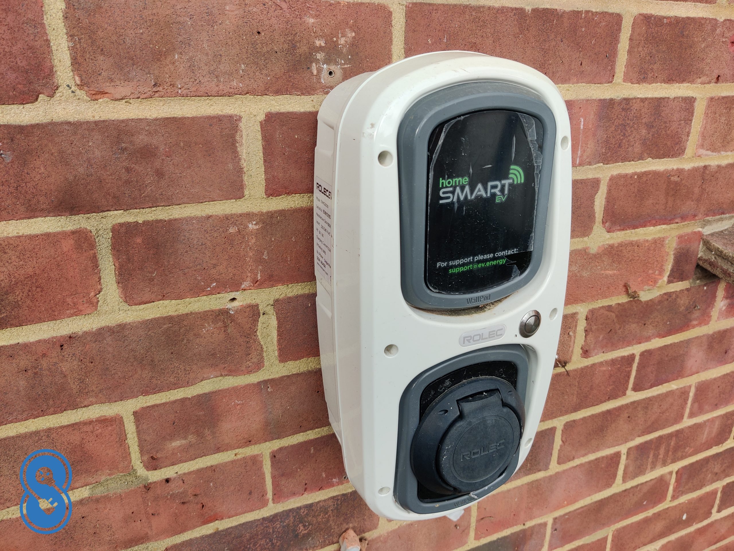 Rolec untethered charger